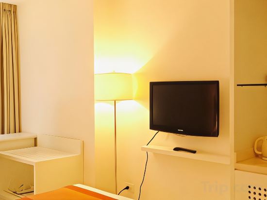 Фото Nhi Phi Hotel