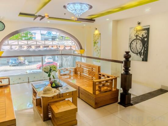 Фото Melyna Hotel