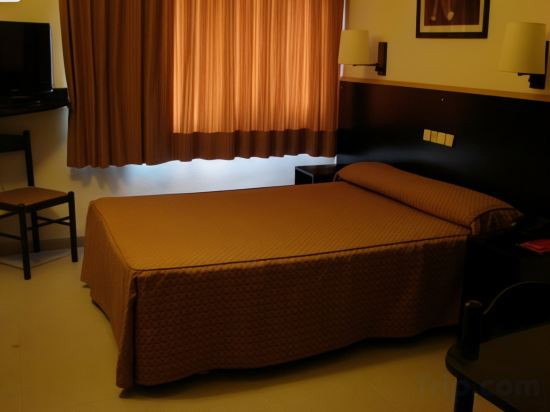 Фото Htop BCN City Hotel