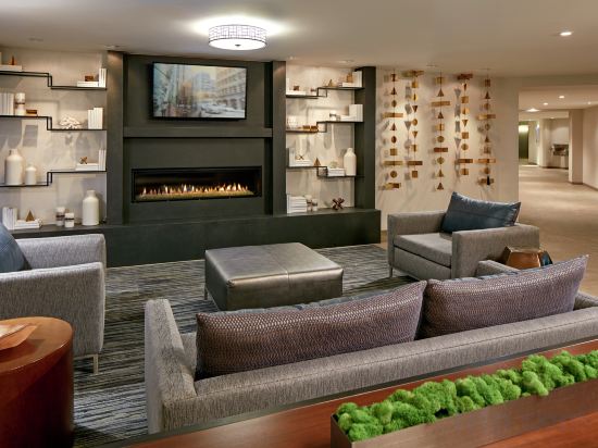 Фото Hilton Garden Inn San Diego Mission Valley Stadium