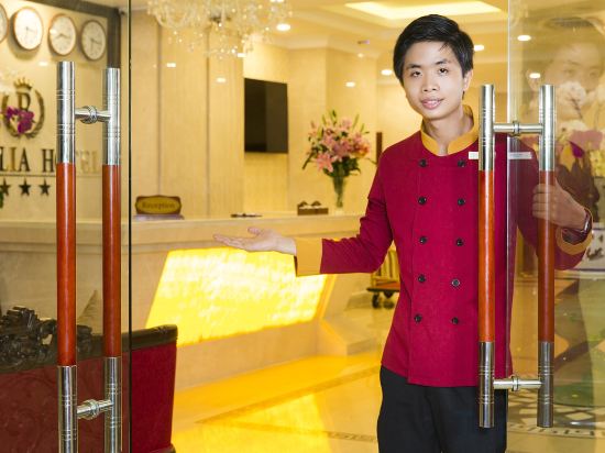 Фото Regalia Hotel