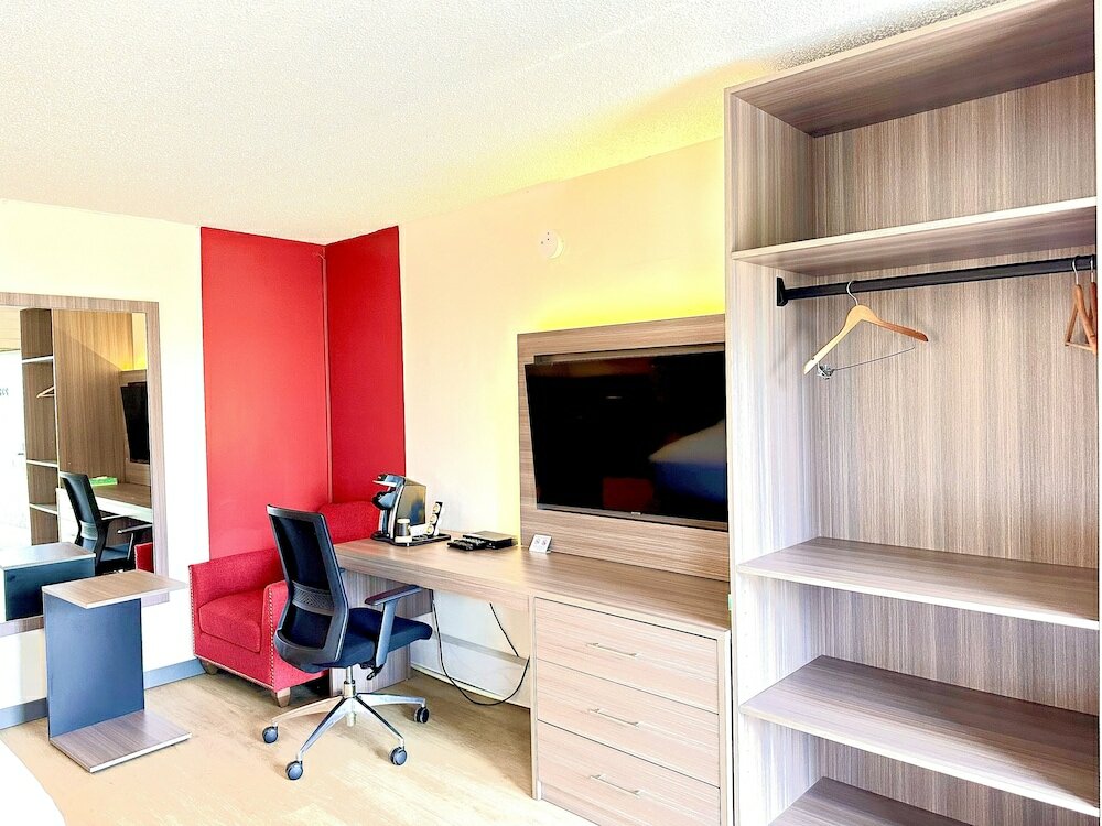 Фото Westport Inn