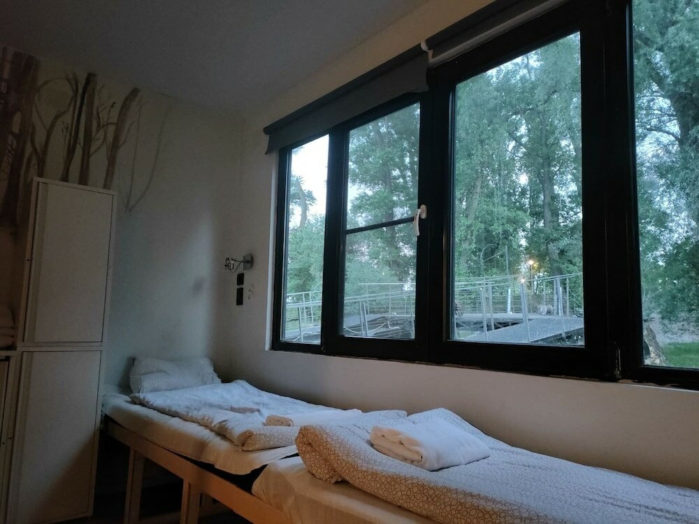 Фото ArkaBarka Floating Hostel