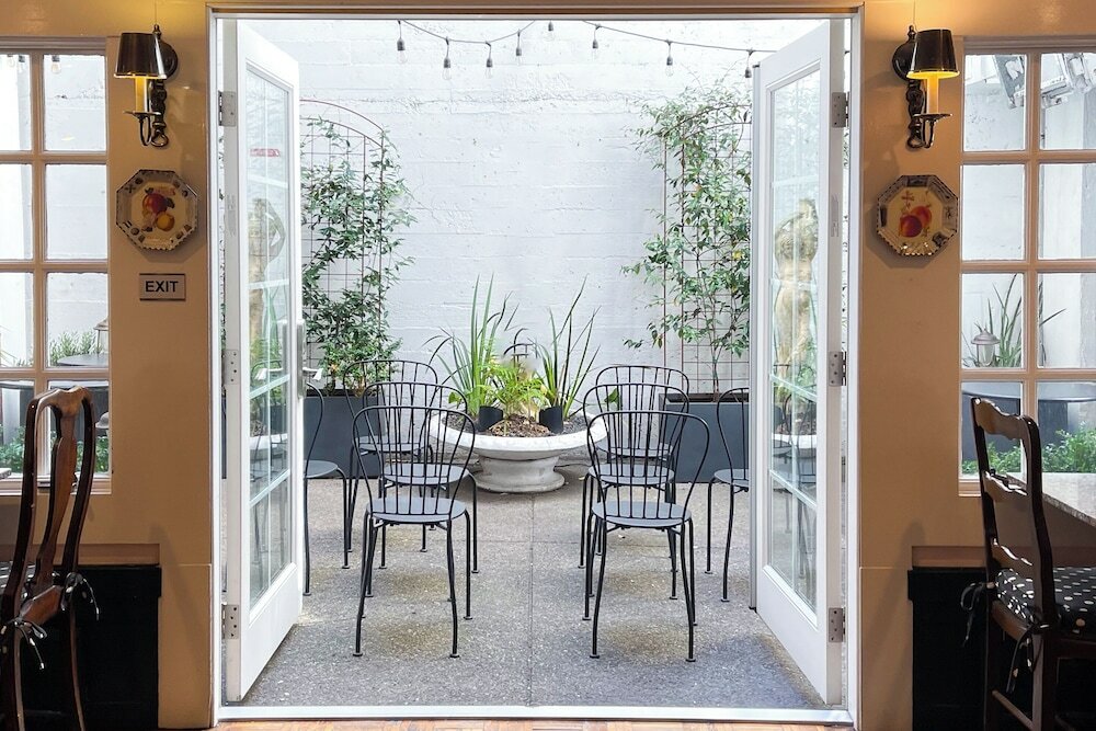 Фото White Swan Inn