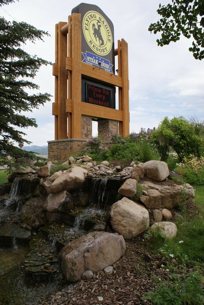 Фото Flying Saddle Resort