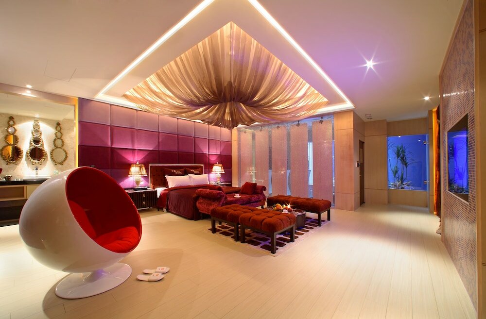 Фото Young Motel