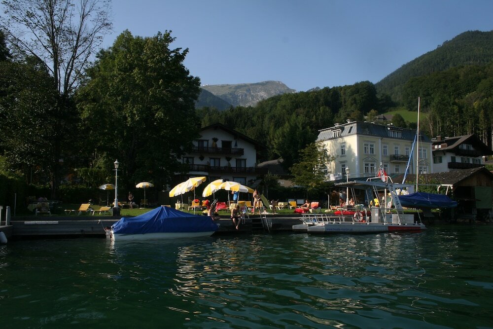 Фото Romantik Residenz Ferienwohnungen Hotel Im Weissen Rössl