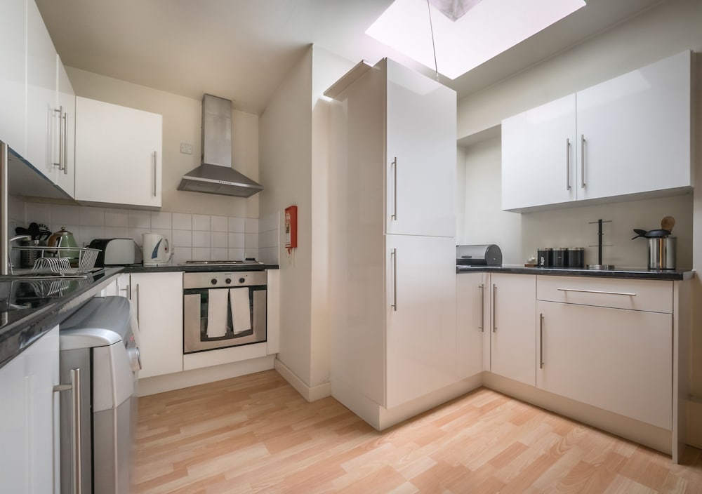 Фото Lse High Holborn