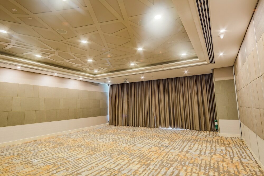 Фото Ascott Makati