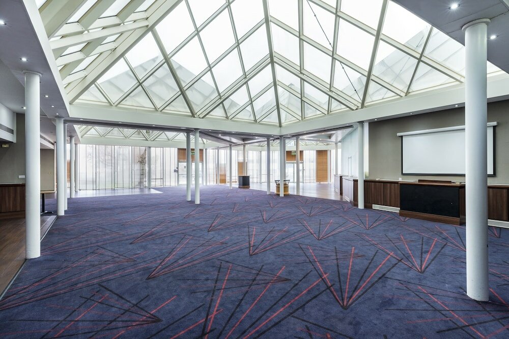 Фото Mercure St Helens