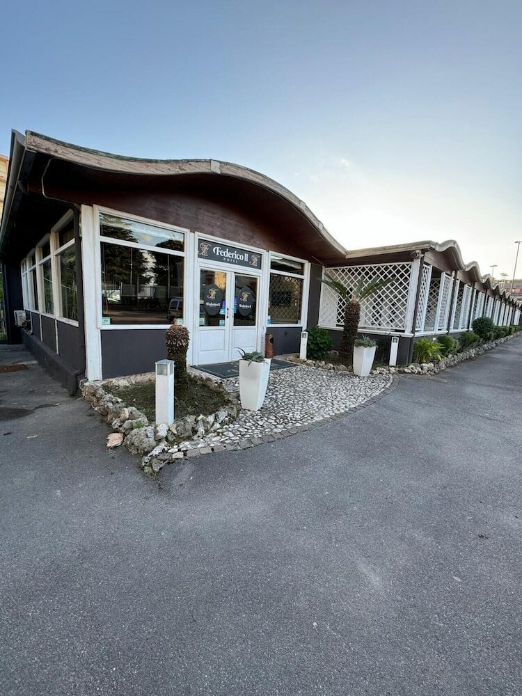 Фото Green Park Hotel