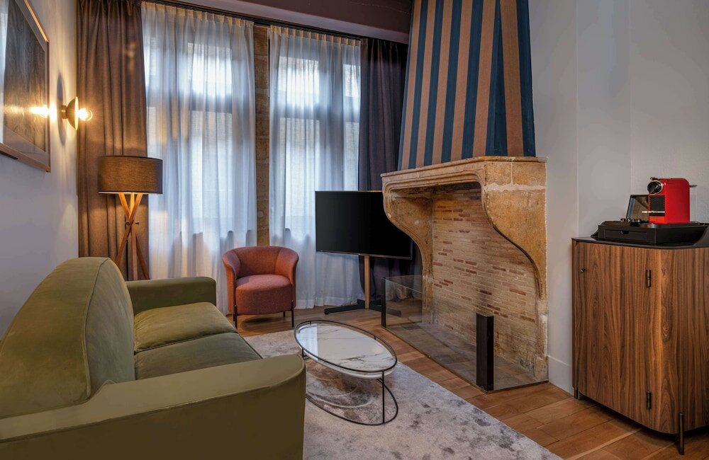 Фото Cour des Loges Lyon, A Radisson Collection Hotel