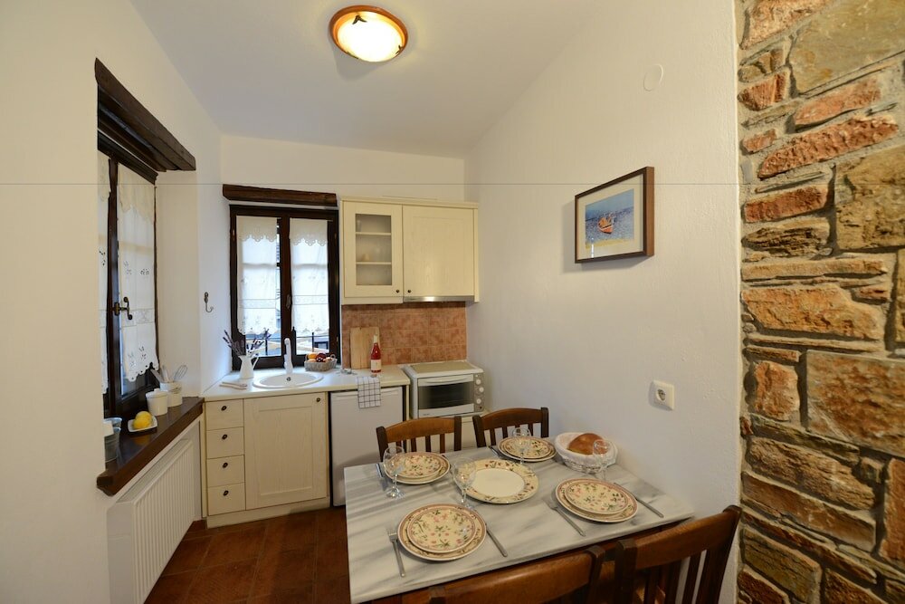 Фото Esperos Suites & Villas