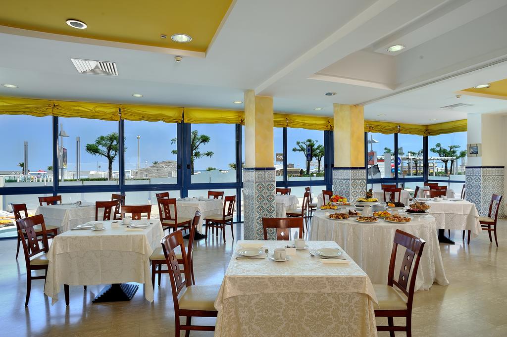 Фото Hotel Ascot