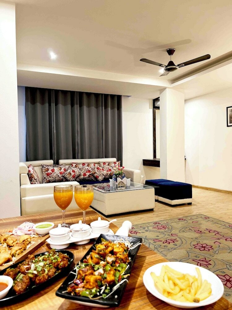 Фото Hotel Grand Shoba