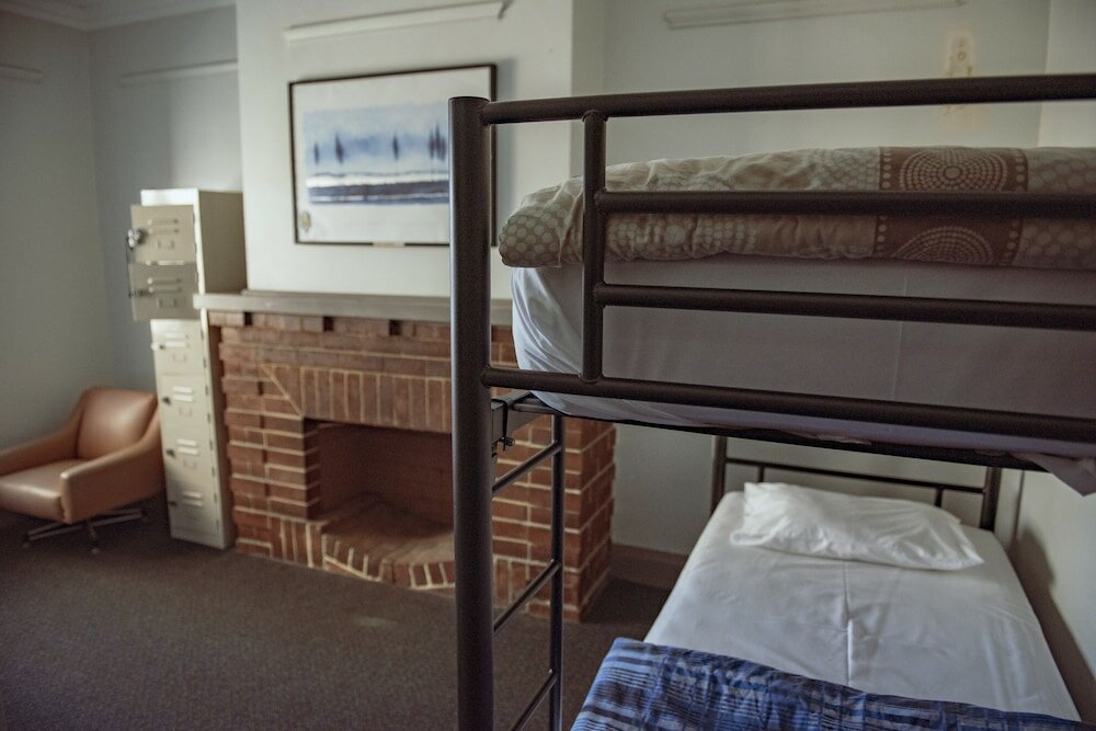 Фото The Emperors Crown Hostel