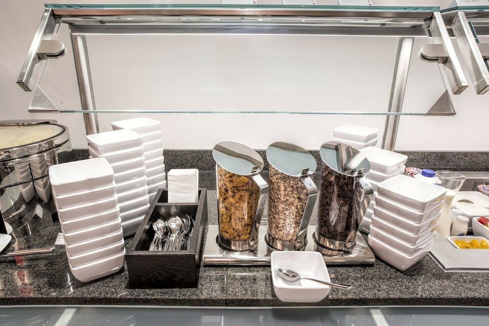 Фото Leonardo Boutique Hotel Linz City Center