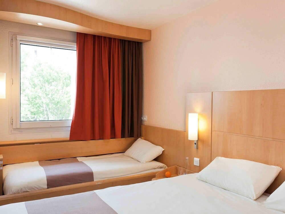 Фото B&b Hotel Marseille Bonneveine