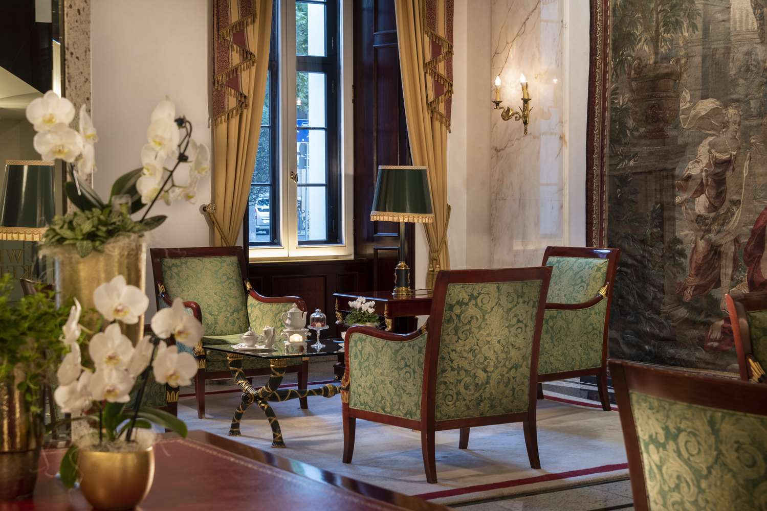 Фото Best Western Premier Grand Hotel Russischer Hof