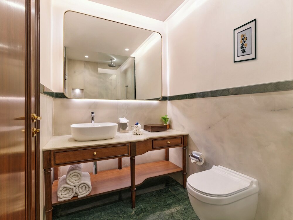 Фото The Ummed Ahmedabad Airport