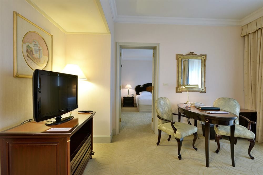 Фото Evergreen Laurel Hotel Sathorn Bangkok