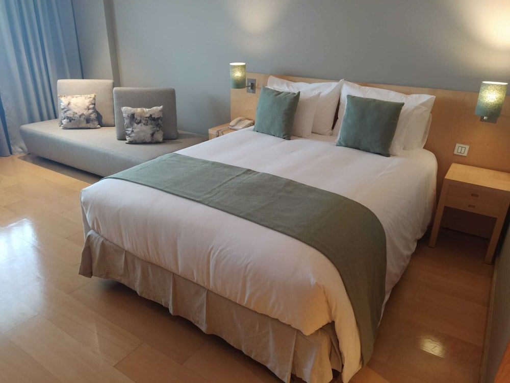 Фото The Lince Azores