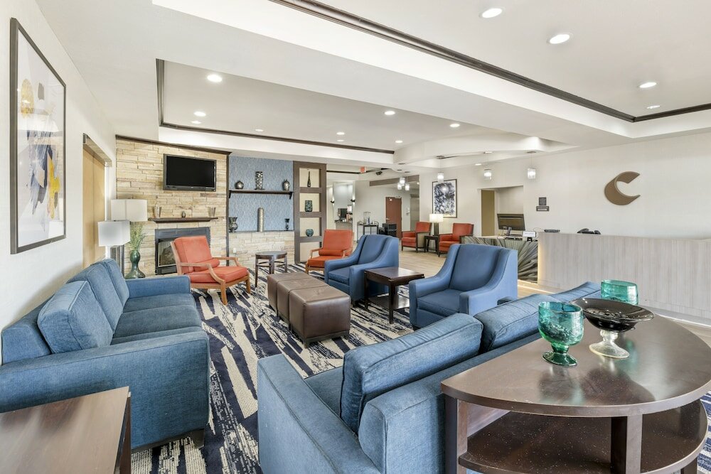 Фото Comfort Suites Pecos