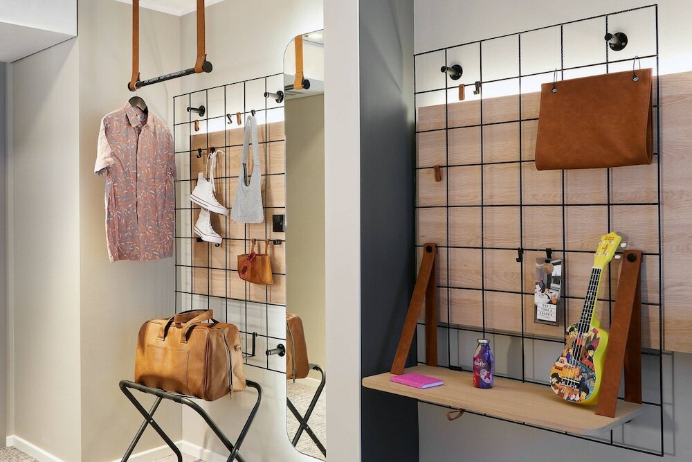 Фото Moxy Edinburgh Fountainbridge