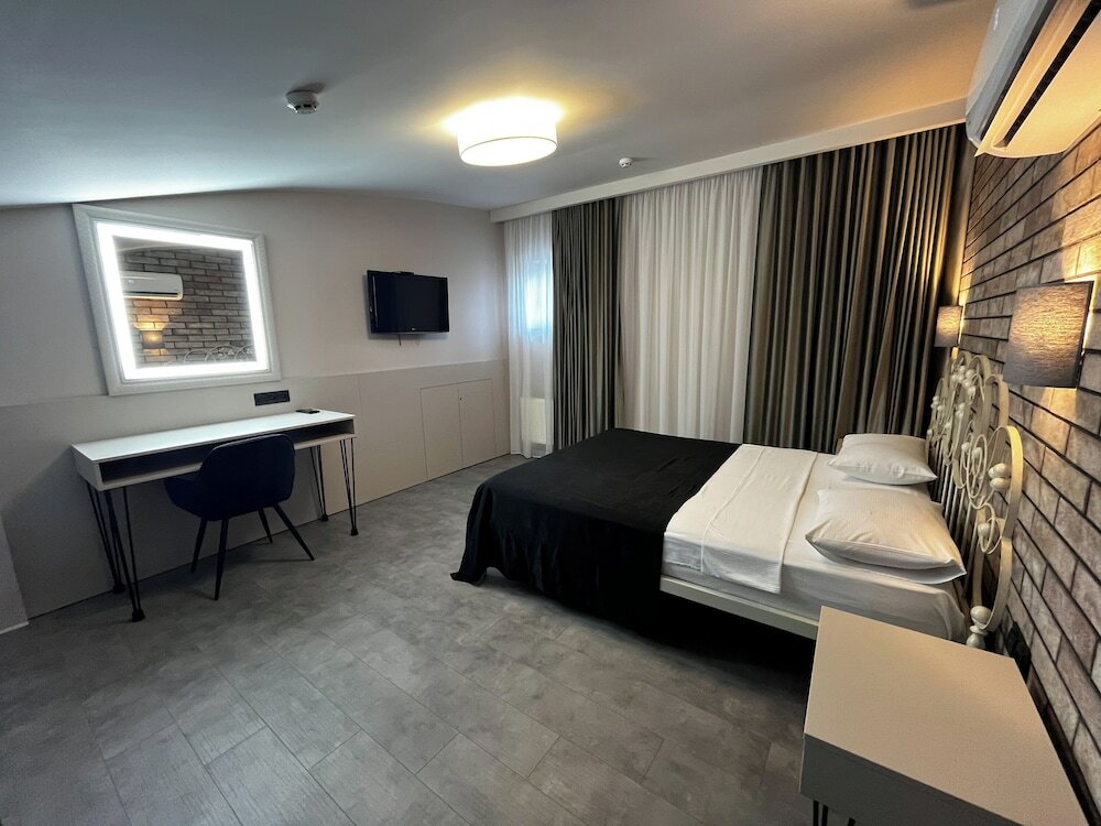 Фото Komilfo Hotel