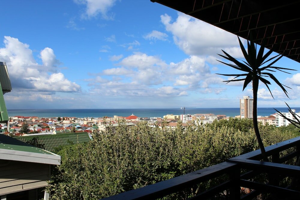 Фото Bluebottle Guest House