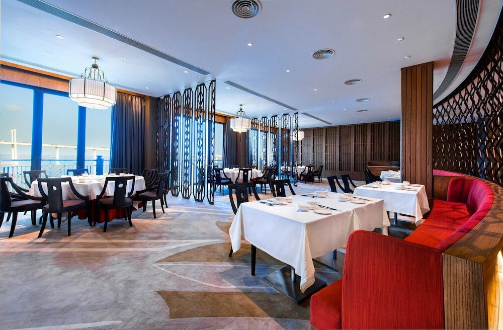 Фото Legend Palace Hotel