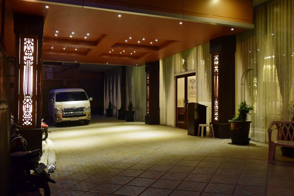 Фото Sierra Hotel