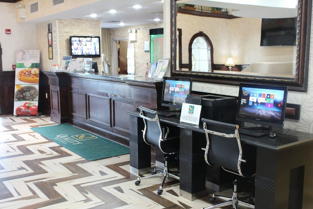 Фото Quality Suites Nyc Gateway