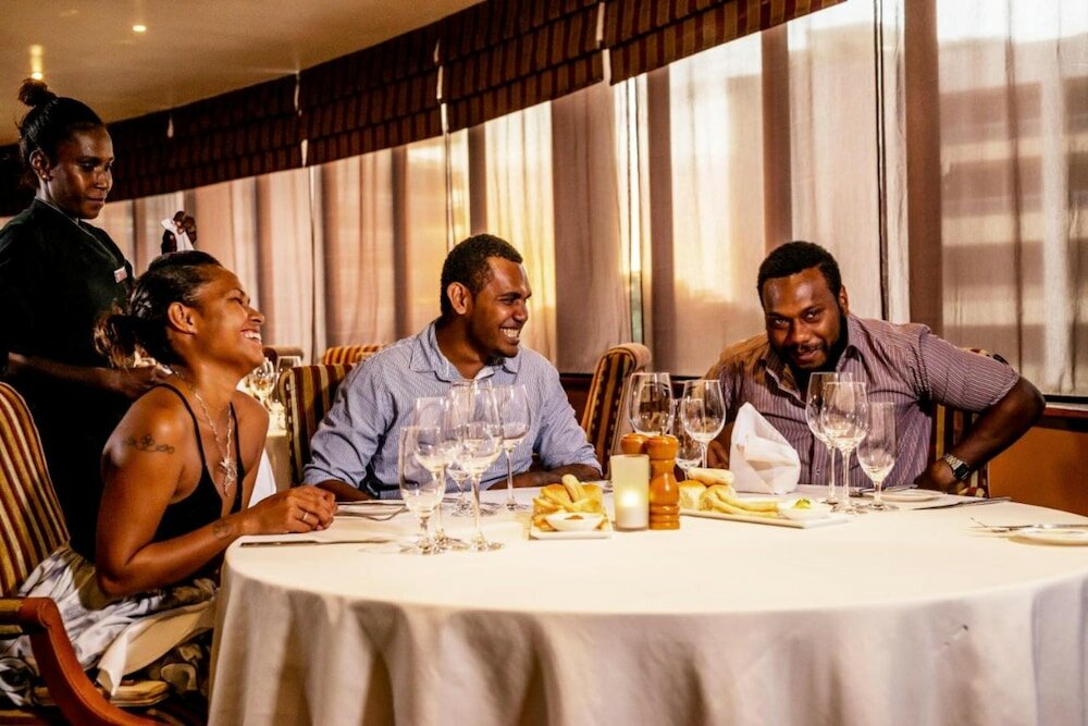 Фото Crown Hotel