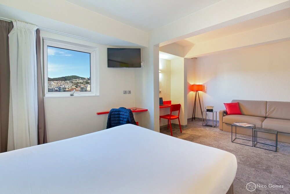 Фото Ibis Styles Cannes le Cannet 