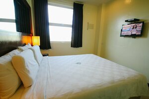 Go Hotels Bacolod (Western Visayas, City of Bacolod), hotel