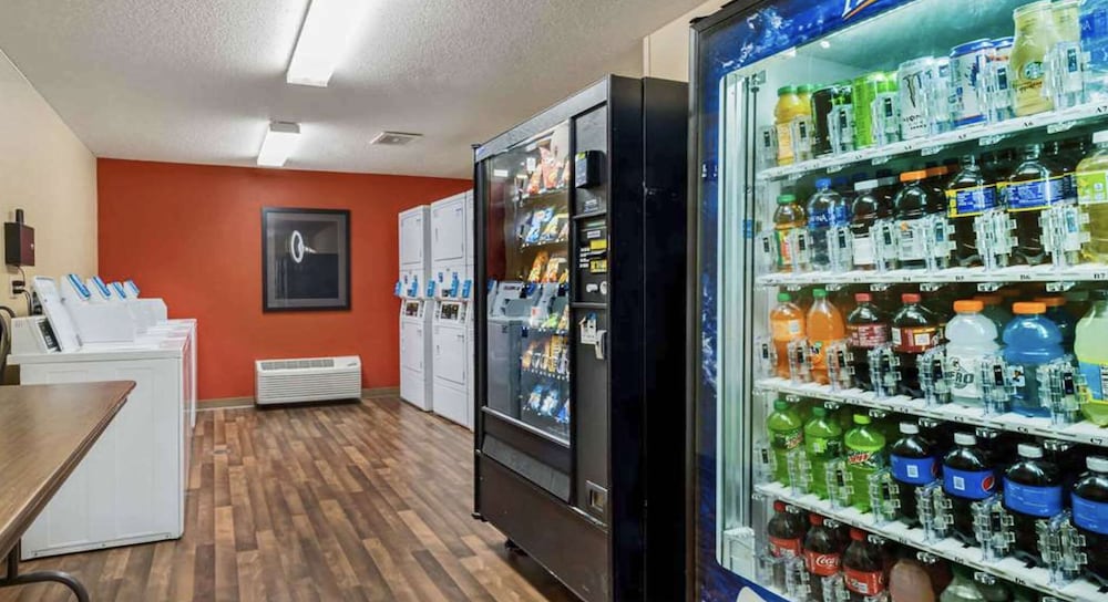 Фото Suburban Studios Minneapolis Bloomington