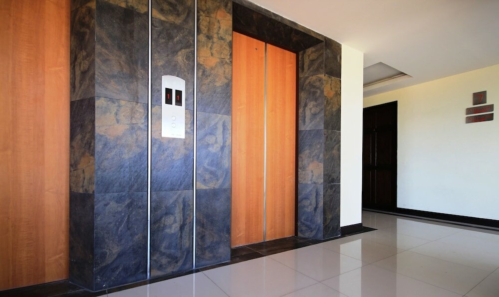 Фото Airport Resident 2