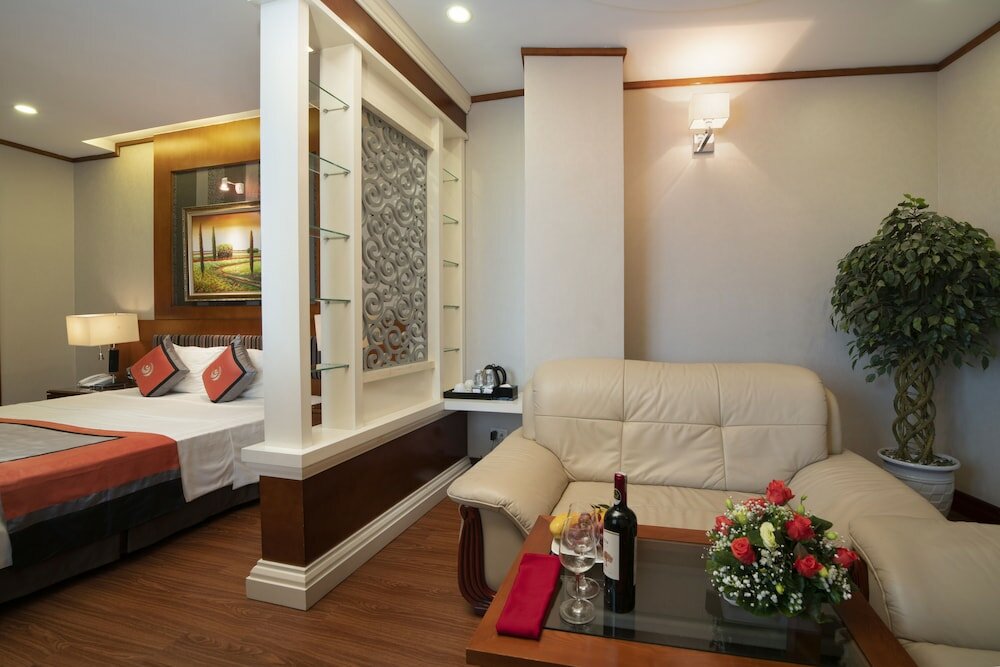 Фото Hanoi Larosa Hotel