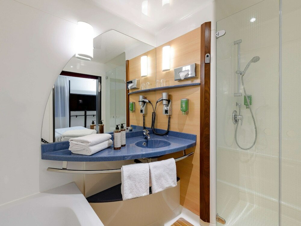 Фото Novotel Suites München Parkstadt Schwabing