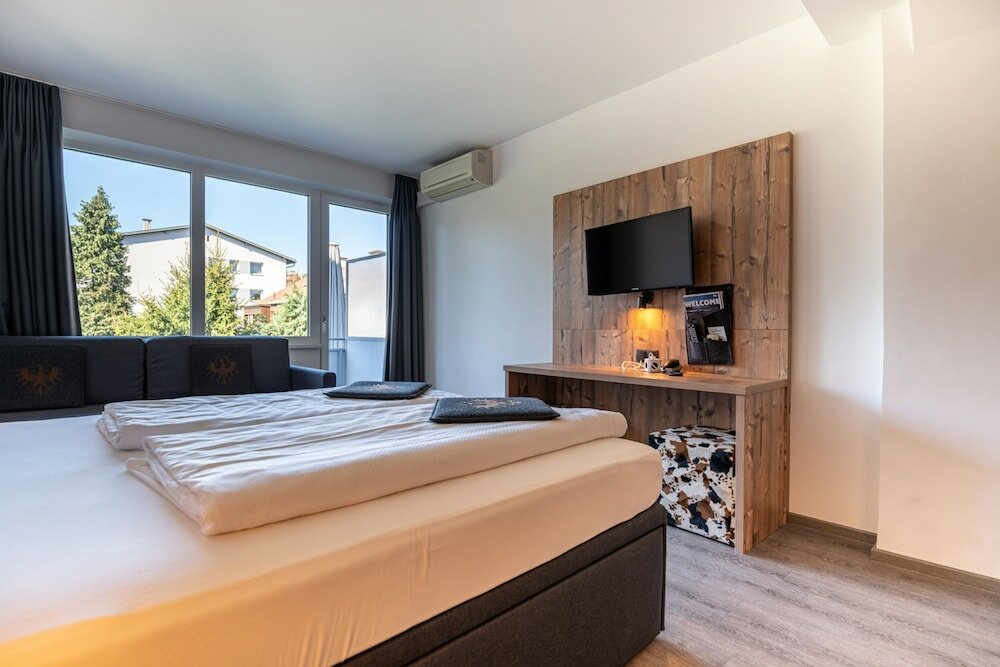 Фото Binders Budget City Mountain Hotel