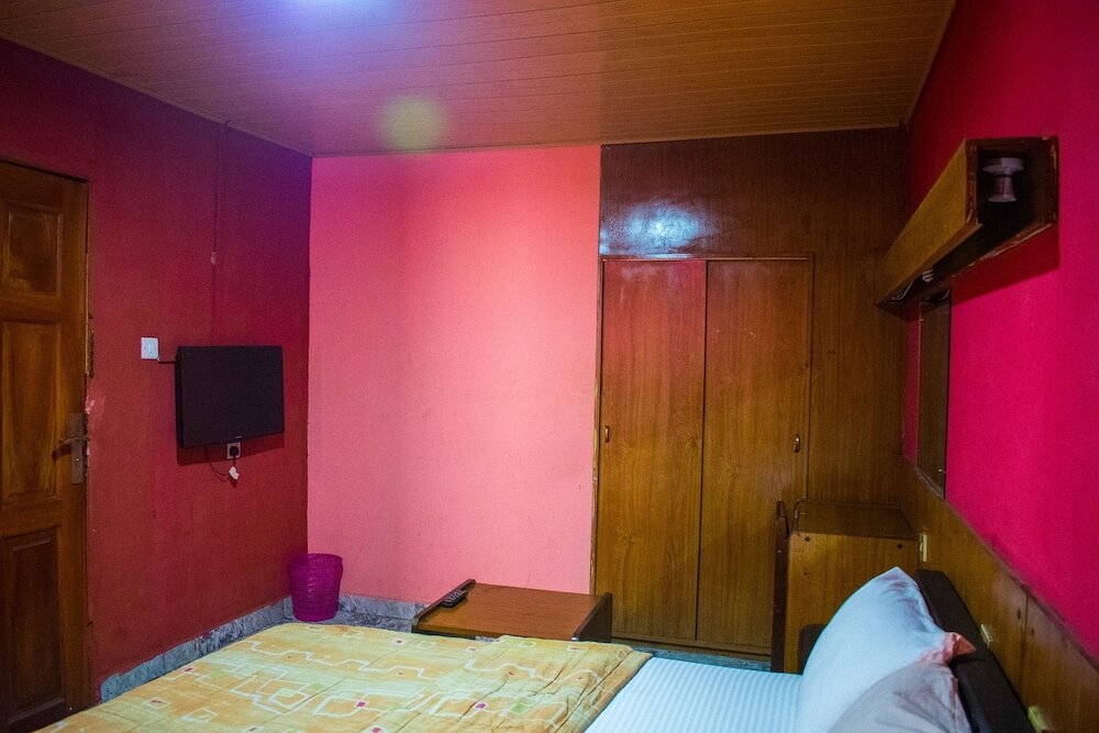 Фото Divine Fountain Agidingbi