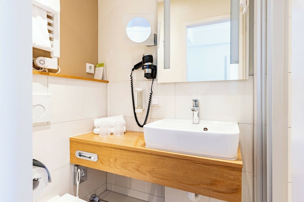 Фото Maingau Hotel