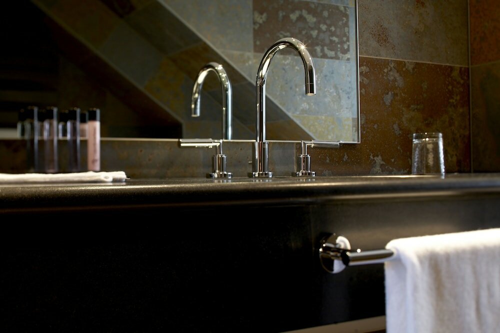 Фото Hôtel Cour du Corbeau Strasbourg