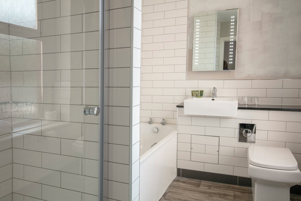 Фото Bournemouth West Cliff Hotel