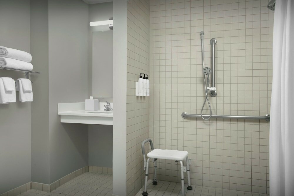 Фото TownePlace Suites by Marriott Pensacola