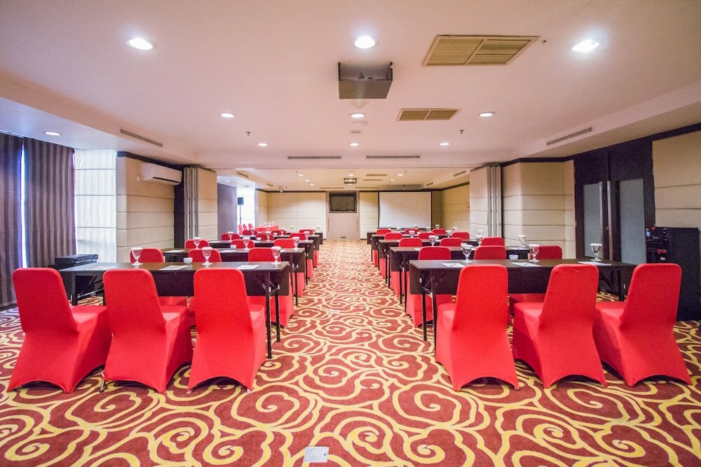 Фото Mercure Pontianak City Center