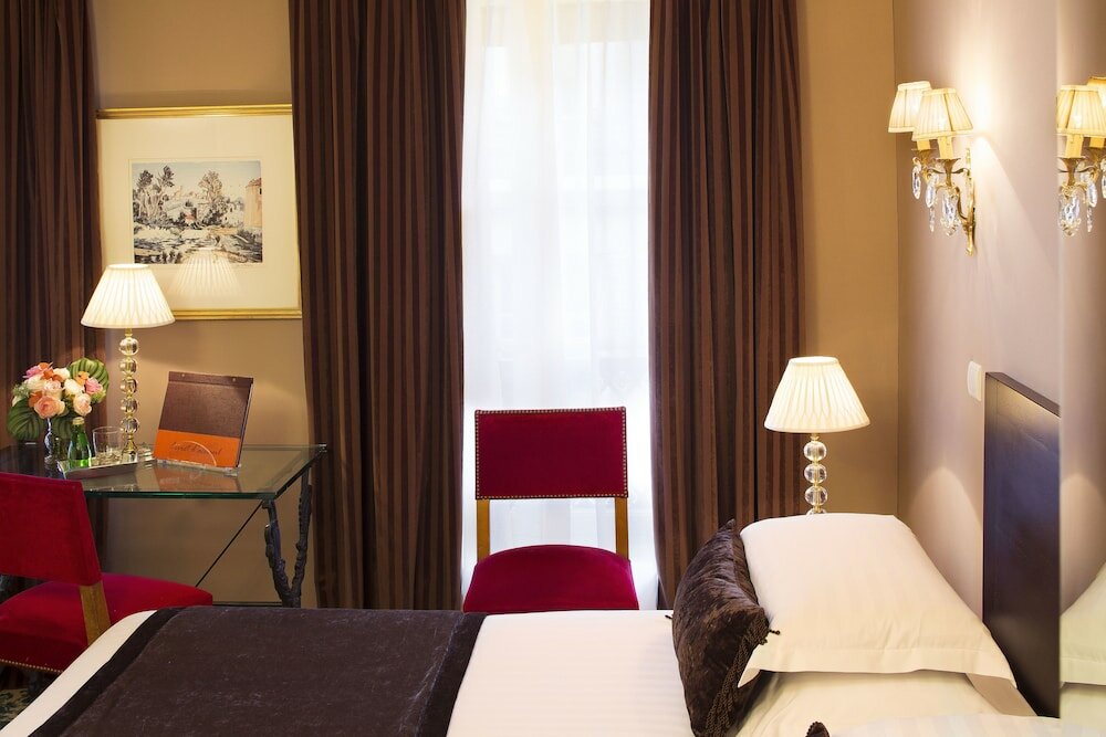 Фото Hotel des Deux Continents