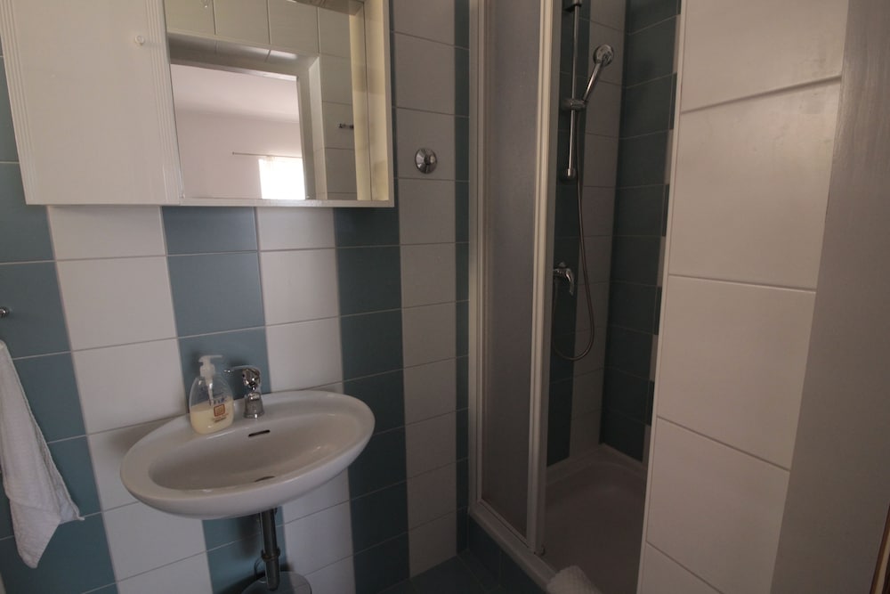 Фото Studios & Rooms Fiesta