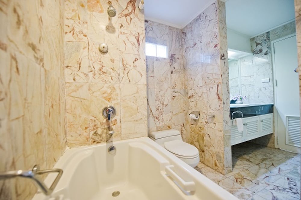 Фото Kingston Suites Bangkok